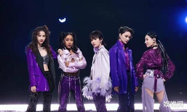 《浪姐2》董洁发文告别，仅有一位姐姐上线互动，存在感低被实锤