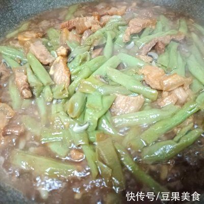 五花肉|#不容错过的鲜美滋味#五花肉焖豆角