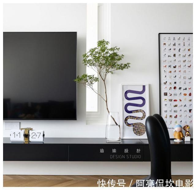 阿兰·德波顿|110㎡三居室改造，大厨房、大主卧、大衣帽间它都有，越看越喜欢！