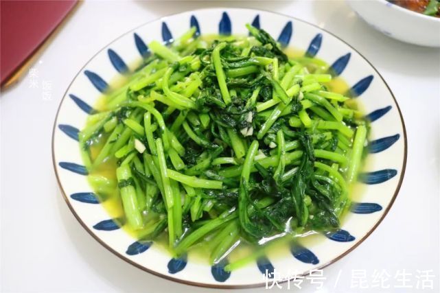 味道|朋友圈晒晚餐,3菜1汤营养搭配,网友:家的味道,简单好吃