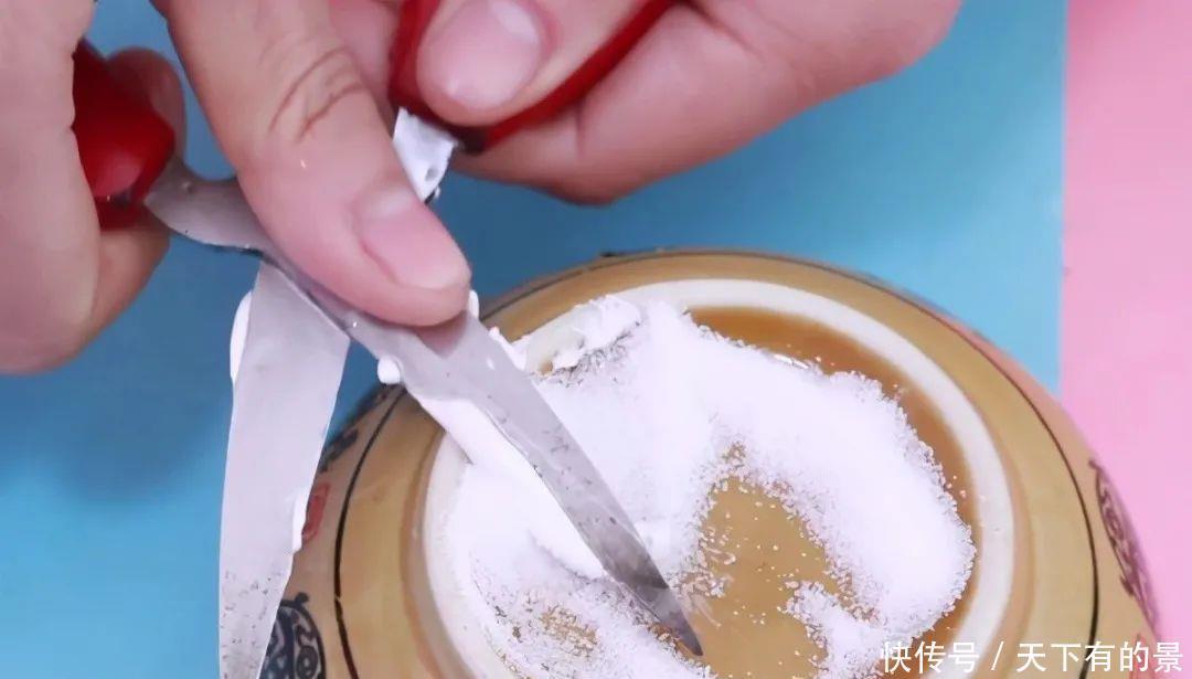 剪刀不管多钝都不要扔,教你一招,剪刀立马锋利如新,简单又实用