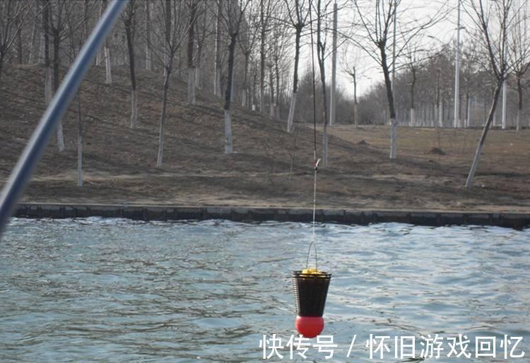 冬钓打窝别再手抛了,试试这三种方法,发窝聚鱼都很快