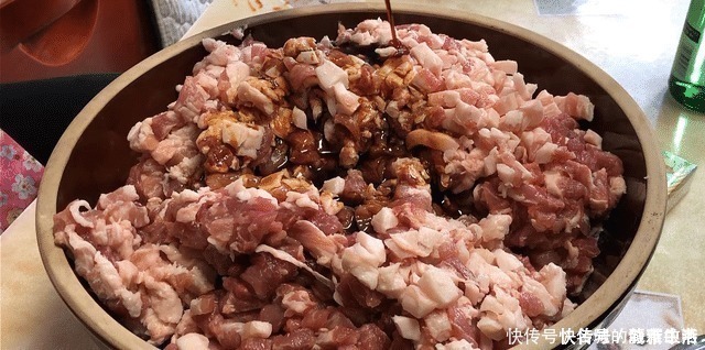 猪肠衣|想灌香肠的要收藏!这配方我用了15年,没有腥味,腊肠嚼劲十足