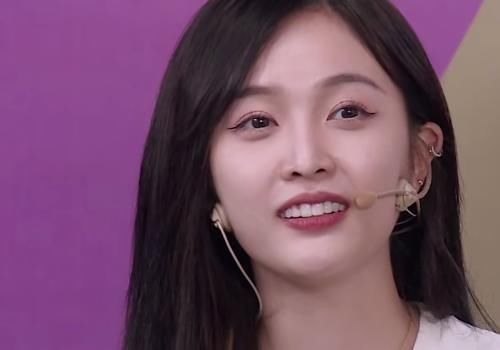 态度|吴宣仪问《神奇》C位咋选的听到答案态度变了,孟美岐都看不下去