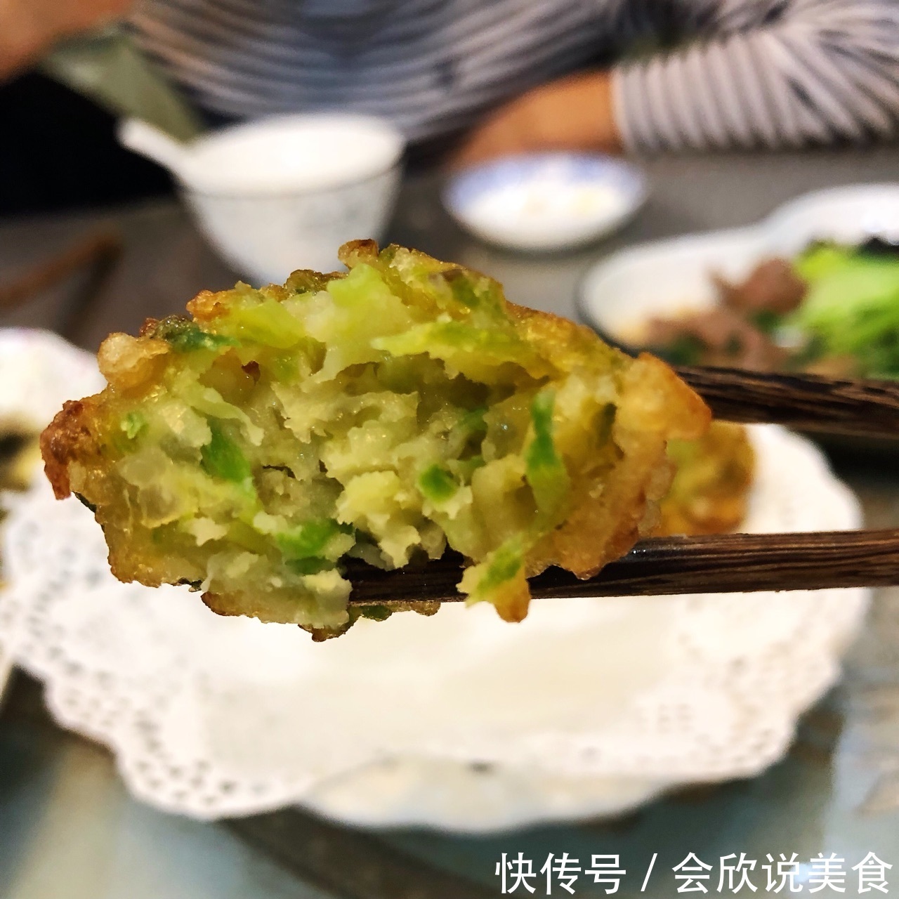 秋天萝卜大量上市,鲜嫩可口,多买点回来炸着吃真香