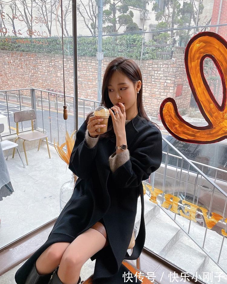 仙女们 温柔才是真女神,这几组女人味穿搭学起来,做个温雅气质的时髦精