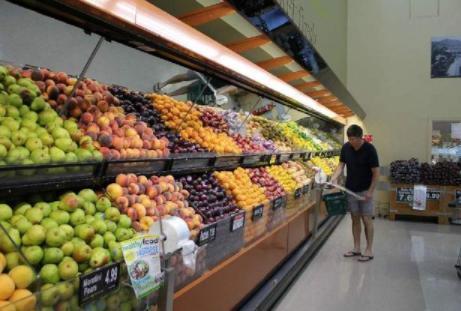 宝宝|6个月宝宝被扔在超市两个小时没人认领,宝妈来了后让人哭笑不得