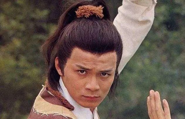 江湖上|从接不了尹志平一掌,到超越全真七子,他的主角光环出格了