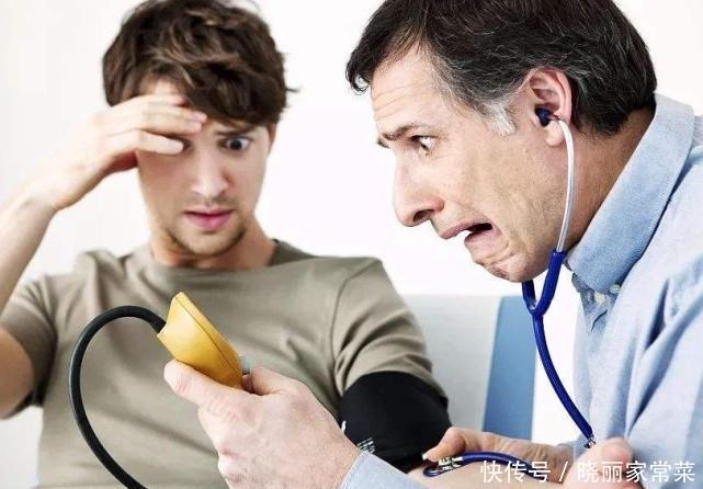 快过年了,给高血压患者提个醒:每天2个时间段最危险,做好5事