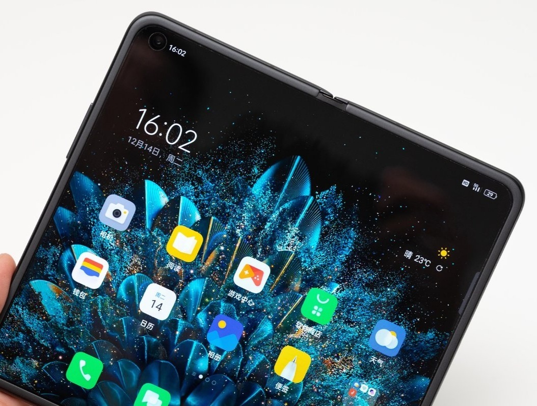悬停|折叠屏只能打开和闭合?OPPO:悬停才是精髓,不再为了折叠而折叠