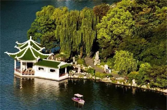 中年|滑冰、野餐、游园……小编带你一站式游玩！