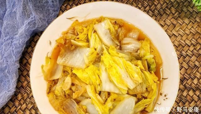 咳嗽最怕吃這菜,3塊錢2斤,簡單一炒,潤肺止咳,家人常吃不咳嗽