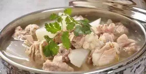 做法|葱爆羊肉、红烧羊肉、孜然羊肉、烤羊肉串……8种羊肉做法
