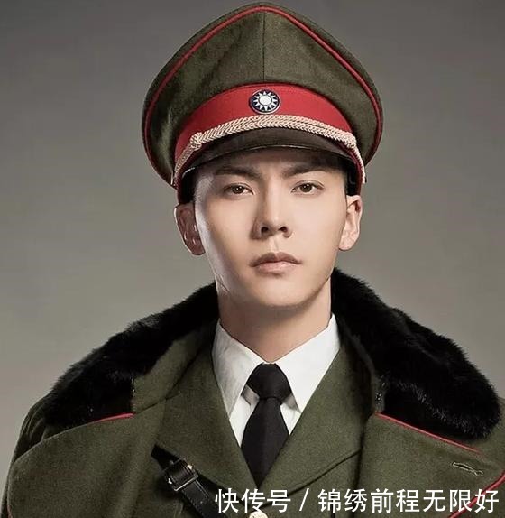 父亲|军婚文为了生计,父亲将她嫁给瘸腿军长,婚后竟被他宠上天!