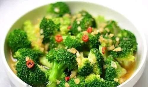 美白淡斑|女人贫血不要怕,多吃几种食物,美白淡斑,预防衰老,吃了显年轻