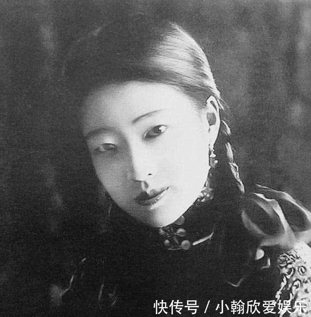舞后|她是巴黎的蝴蝶舞后,是清朝尊贵的郡主,是慈禧身旁最漂亮的女官