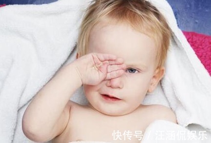 宝宝|孩子聪明不聪明,一岁前这三个表现就能看出来,你家孩子有吗