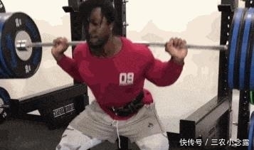 深蹲|他痴迷深蹲10年, 练成“无敌牛蛙腿霸”
