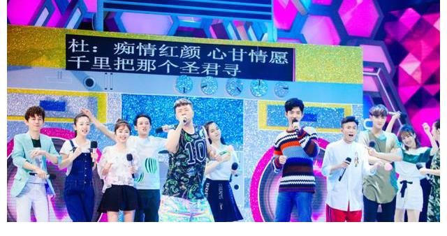 网传《快本》恢复录制！占用图书馆引发热议，继续发挥娱乐至上？