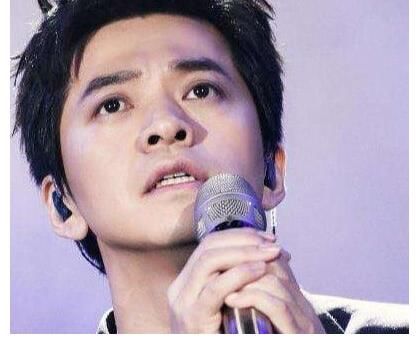 李健退出《一路唱响》,同茶季杨合唱《给你》,是开始亦是结束