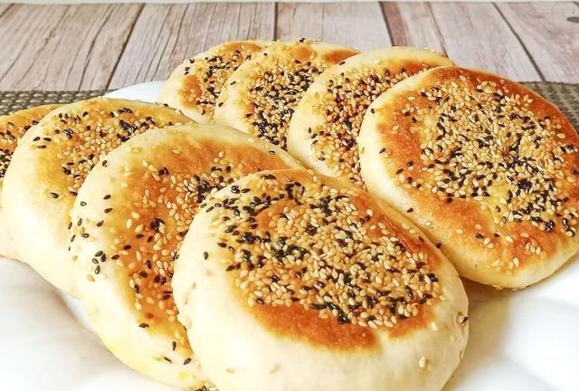 花生米还可以这样做，香酥暄软又多层，外面花钱学不到，太香了！