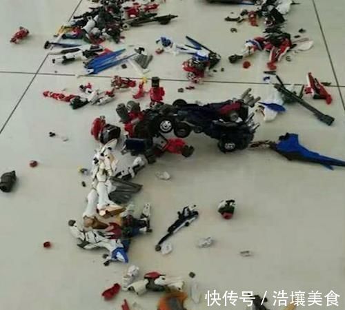 敲诈|孩子打碎价值20万的手办，要求父母赔偿，聊天内容真豪横
