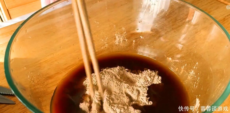 想吃皮蛋自己在家做,无任何添加,3天就能吃,做1次够吃20天