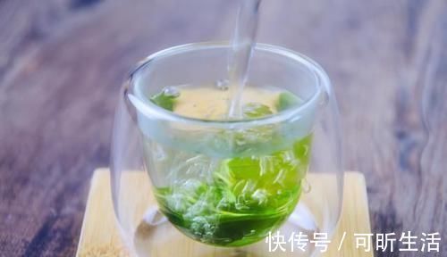 有救|痛风有救了！每天多吃6种食物，尿酸稳稳降下来，远离痛风！