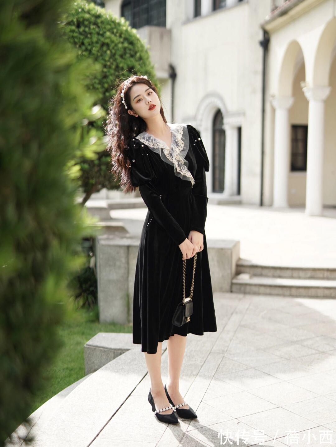 小蛮腰 40岁女人穿衣要讲究点,学博主的连衣裙、半身裙搭配,优雅又体面