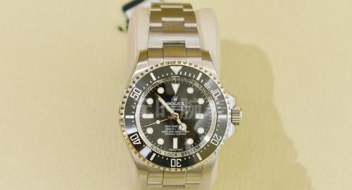 劳力士经典款那么多，为什么偏偏喜欢鬼王和迪通拿？