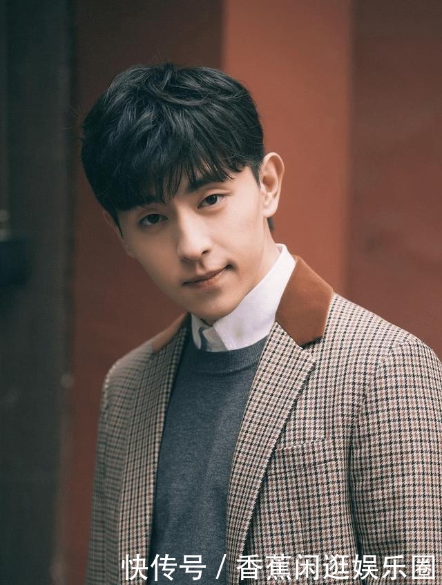 金晨内地版萧亚轩浪漫情史