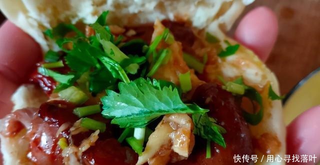 河北廊坊省道边上的一家苍蝇馆子,扒猪脸是一绝,天津人都去吃