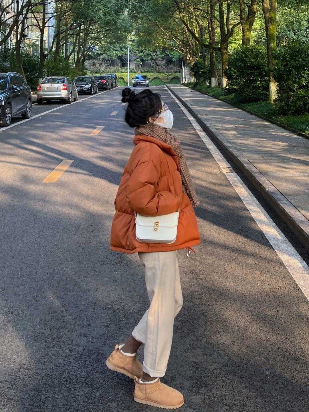 单品 适合与羽绒服搭配的内衬全在这,穿衣经常被说臃肿的,可以码住了