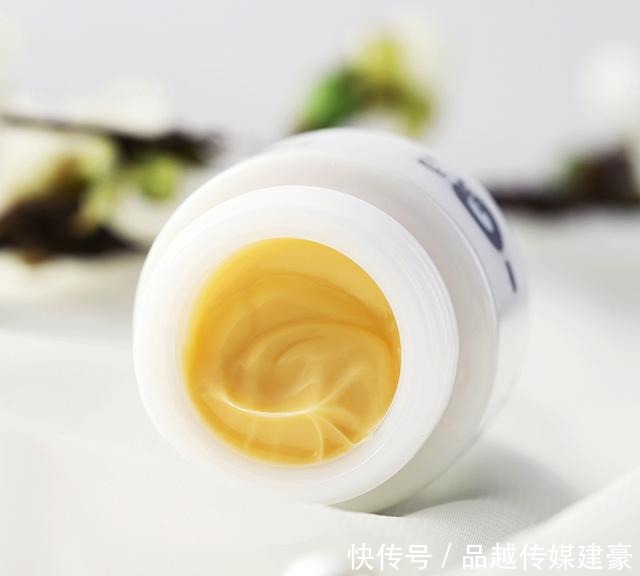 不爱买日韩货的有福了，6款超好用的国货护肤品，个个都是实力派