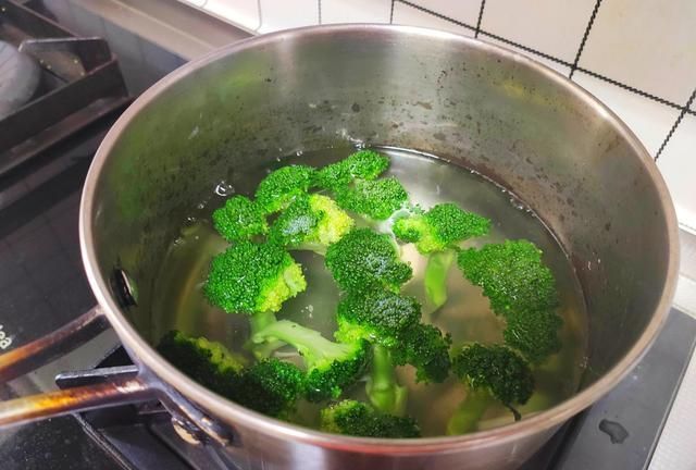 饮食|明日小满，饮食要清淡，多给家人吃这菜，营养易消化，顺利度夏天