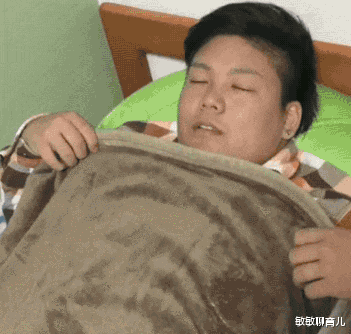 补胎|见过哪些不懂化妆品的人？同学说别用雅诗兰黛，那是个杂牌子！