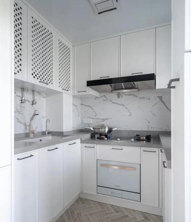 卫生间|为孩子读书买下46㎡小宅,缩小卧室变两室两厅,改造后温馨舒适