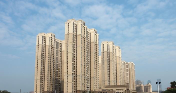 小城市|房子买来25年不住、不租、也不卖,到底图啥看完明白了