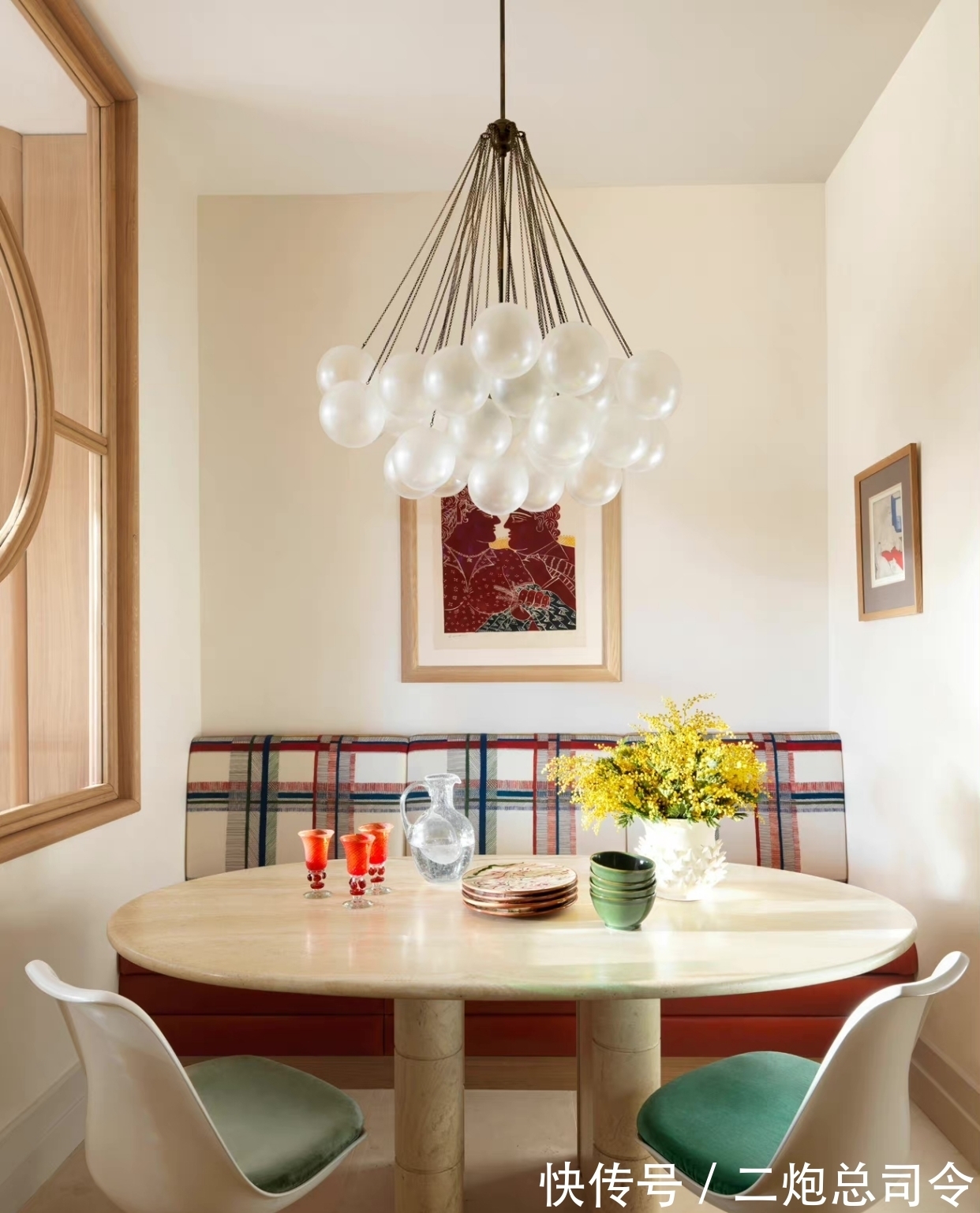 米色|复古大胆的巴黎公寓,多彩色调和个性张扬的软装,每一件都想拥有