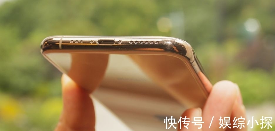 m库克已妥协，iPhoneXS Max跌至“良心价”，还下没得黑了？