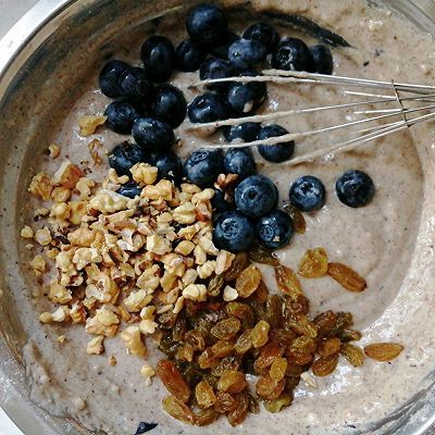 无油无糖杂粮爆浆蓝莓磅蛋糕