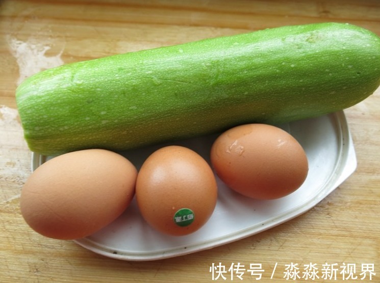 三鲜馅|入伏饺子,吃韭菜馅是“外行”!就吃这馅,1瓜1蛋,鲜上加鲜,香