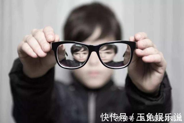 视力|10年前用激光治近视的那群人,现在还好吗?网友:后悔了!