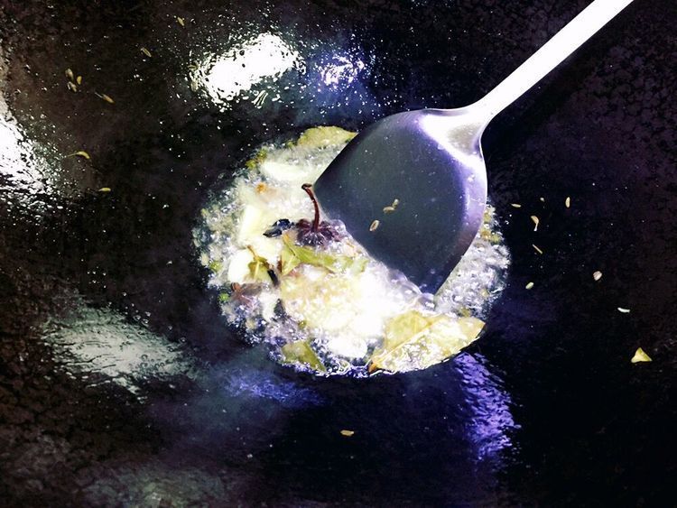 色香味俱全的可乐鸡翅，家人都很喜欢吃又实惠，招待客人倍有面