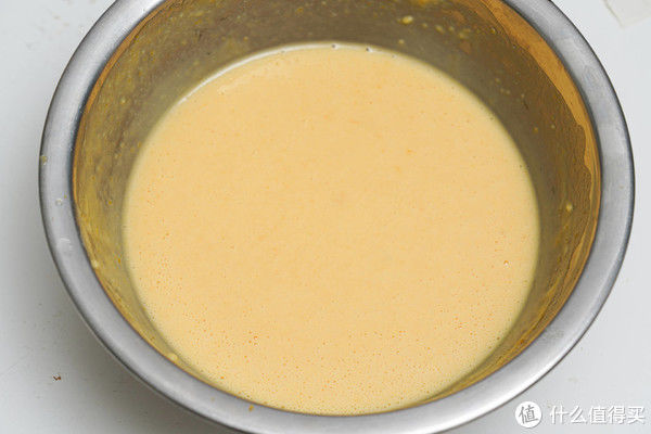 黄馅|老纪烘焙工坊 篇三十:中秋节它来了!今年教你奶黄流心月饼,好吃的不行,而且非常简单,有手就行