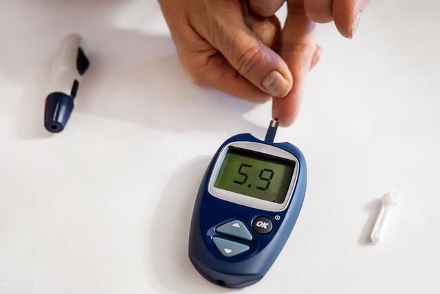 糖尿病|糖尿病上身前,身体会经历3种变化,对号入座,避免糖尿病缠身