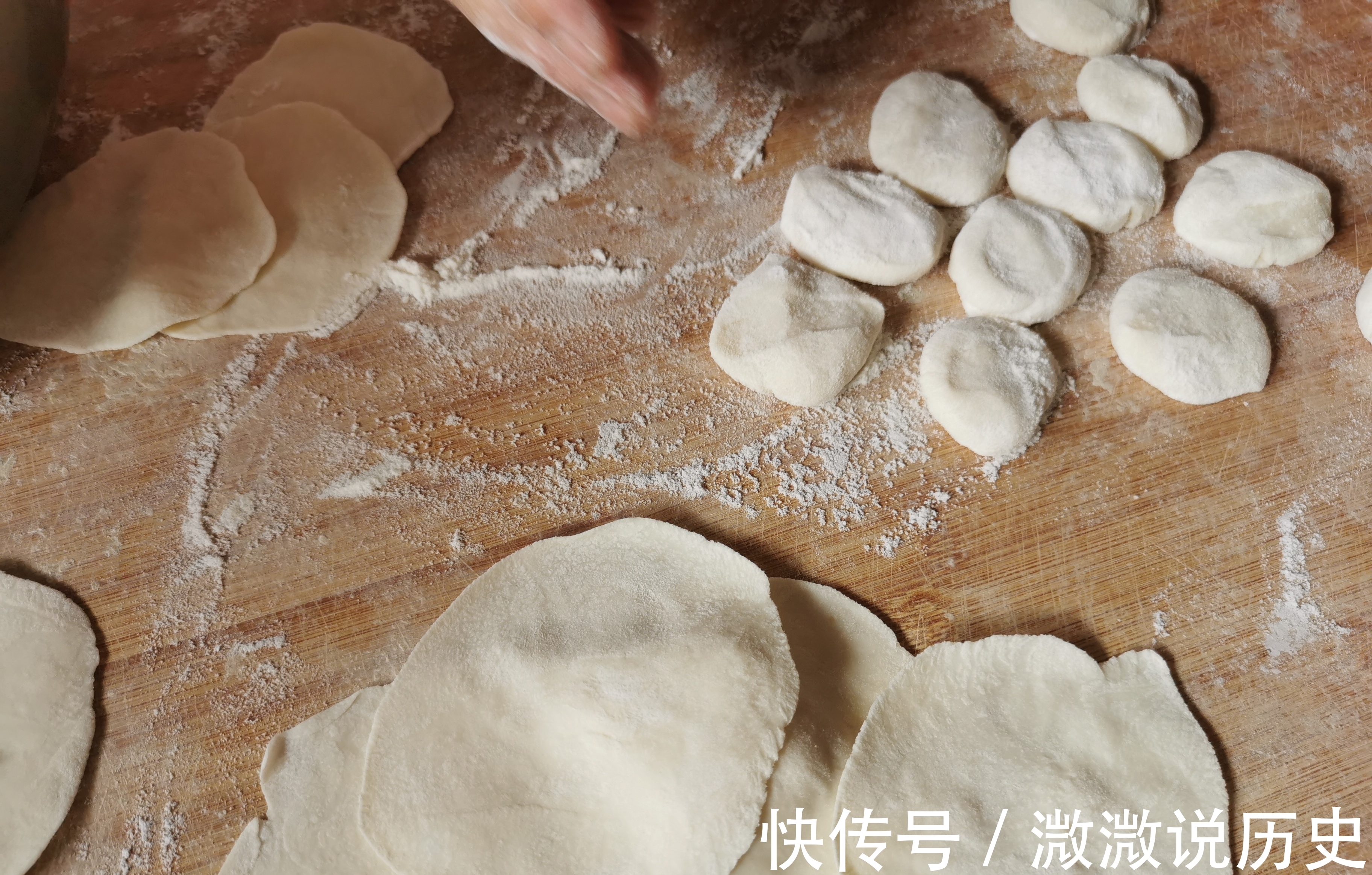 小敏|立秋以后,我家就爱吃这馅饺子,比韭菜茴香还鲜美,营养又滋补