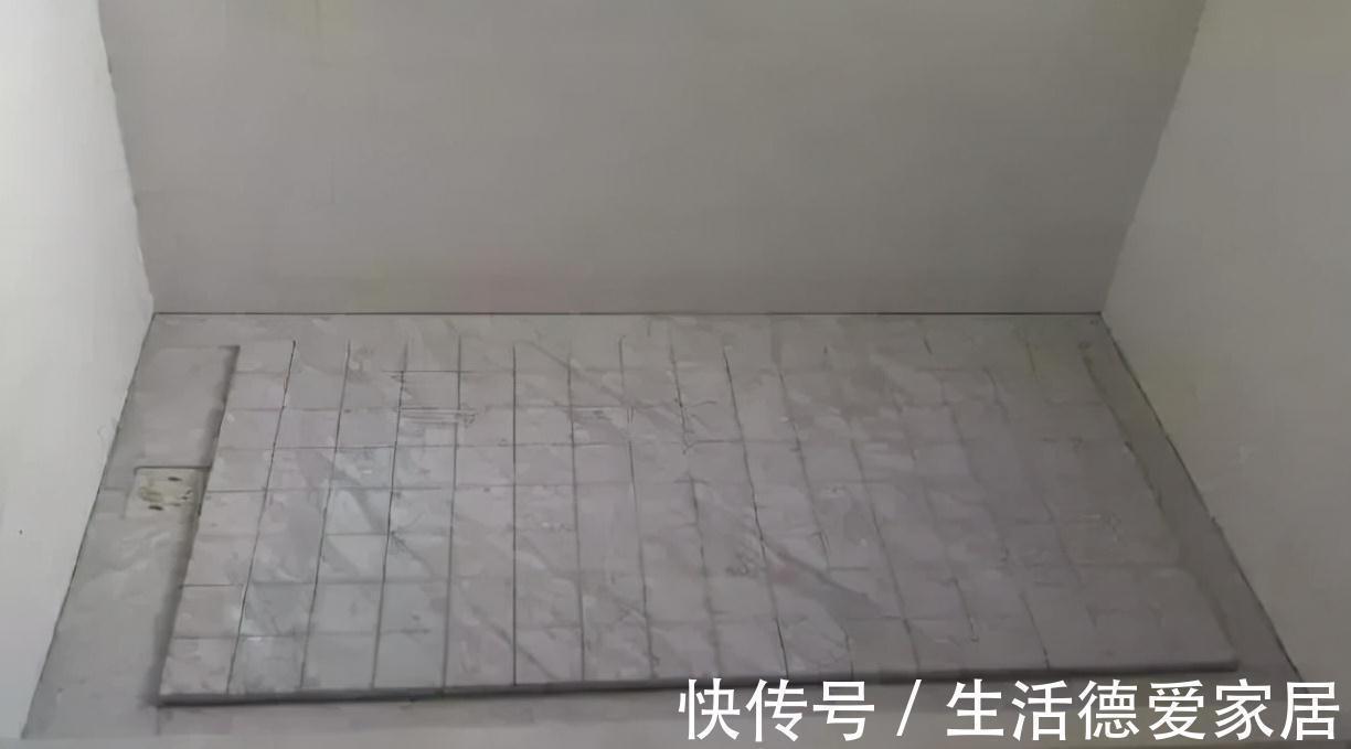 斜坡式|如果觉得斜坡排水慢,尝试这种新的卫生间排水方式,不仅快还防滑