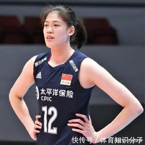 主教练|3好消息!恭喜中国女排,2大主攻手完美填补朱婷,就差敲定主教练