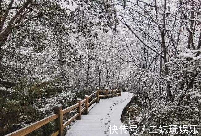 秋雪|当深秋邂逅初雪｜看，四川的秋天有多仙！